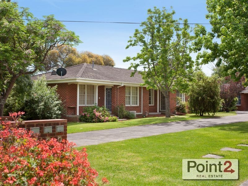 2/121 Mt Eliza Way, Mount Eliza VIC 3930