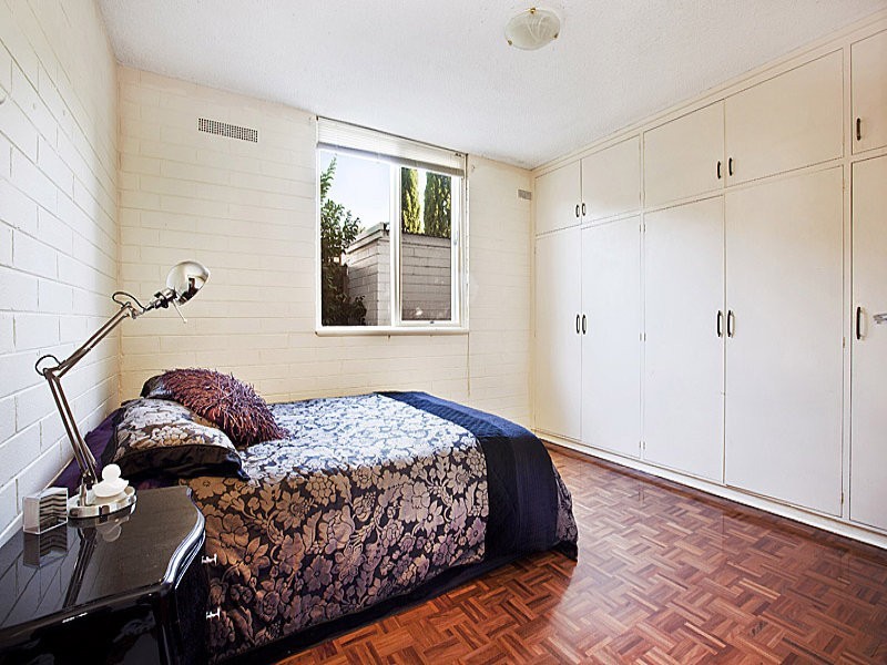 2/162 Canadian Bay Road, Mount Eliza VIC 3930