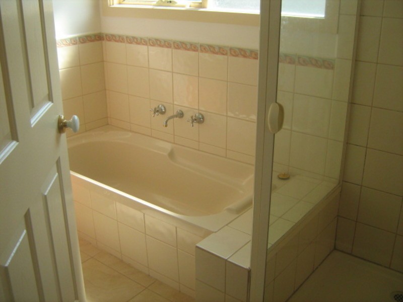 10 Yewers Ave, Mount Eliza VIC 3930