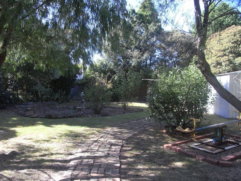 10 Yewers Ave, Mount Eliza VIC 3930