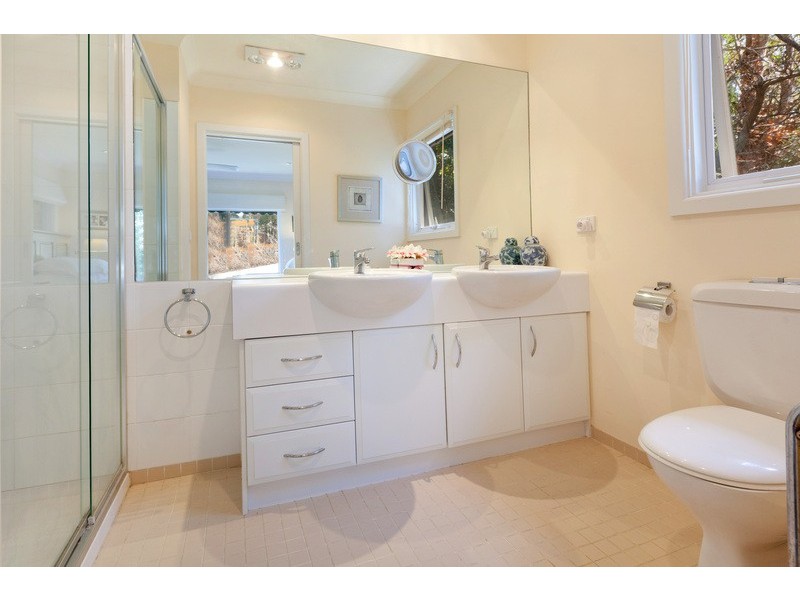 21 Glen Shian Lane, Mount Eliza VIC 3930