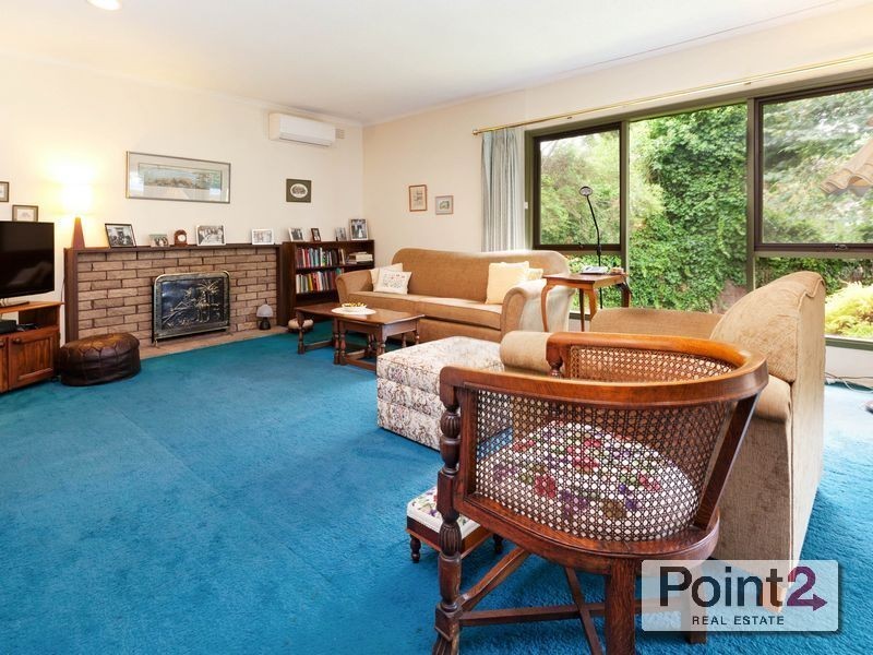 19 Rowsley Road, Mount Eliza VIC 3930