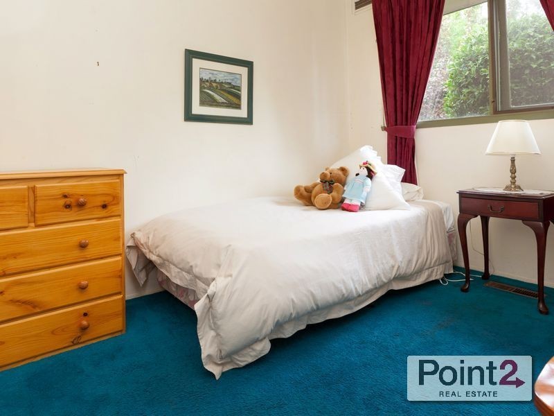 19 Rowsley Road, Mount Eliza VIC 3930