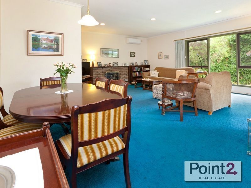 19 Rowsley Road, Mount Eliza VIC 3930