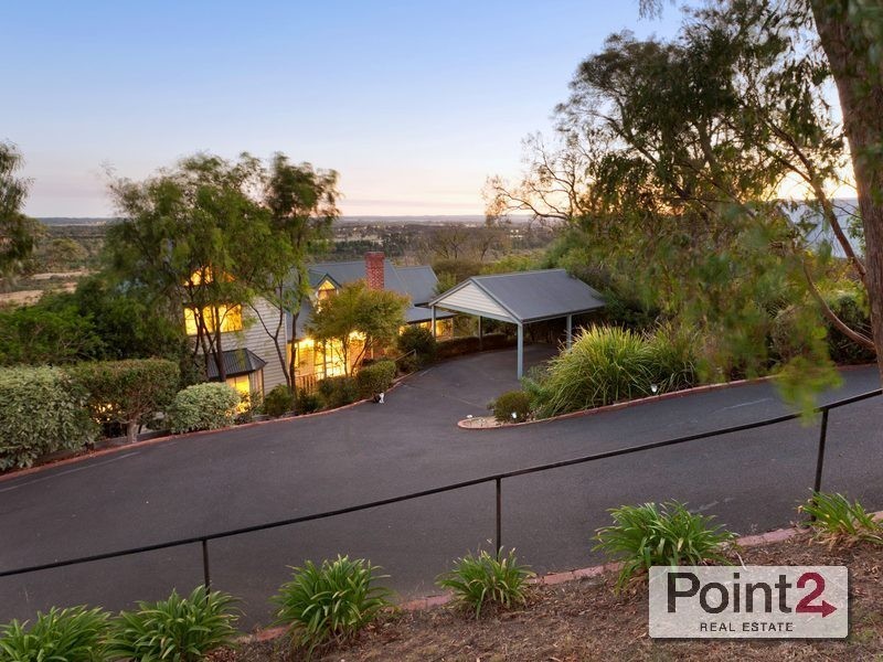 58-60 Eumeralla Grove, Mount Eliza VIC 3930