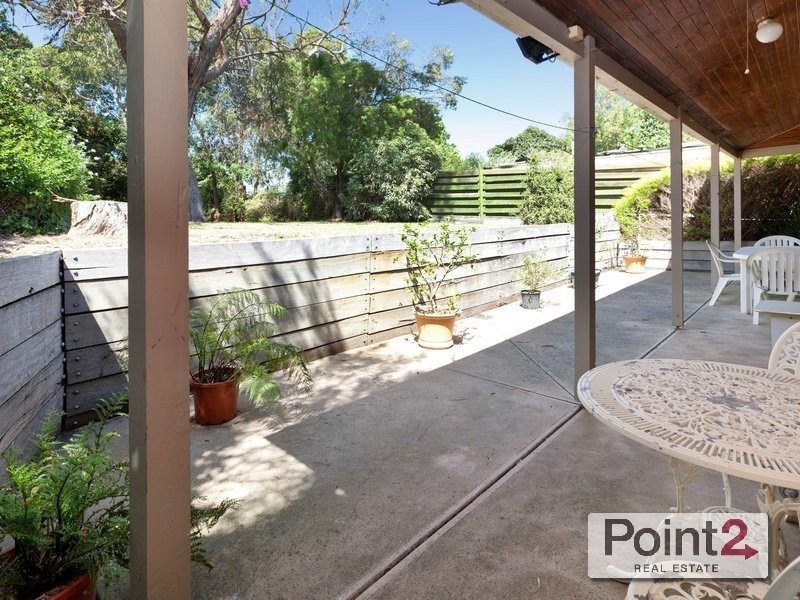 8 Parklands Grove, Mount Eliza VIC 3930