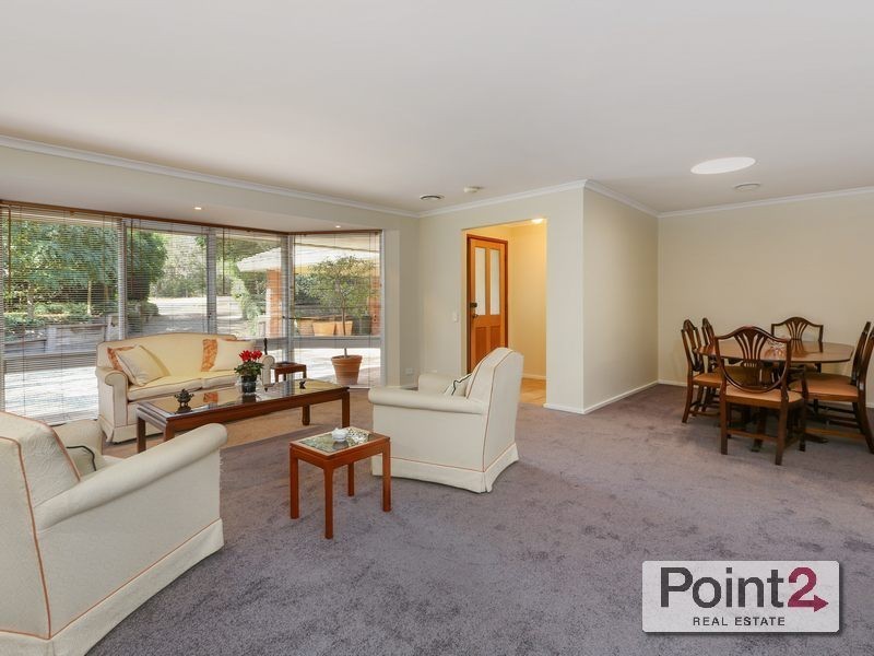 28 Eliza Drive, Mount Eliza VIC 3930