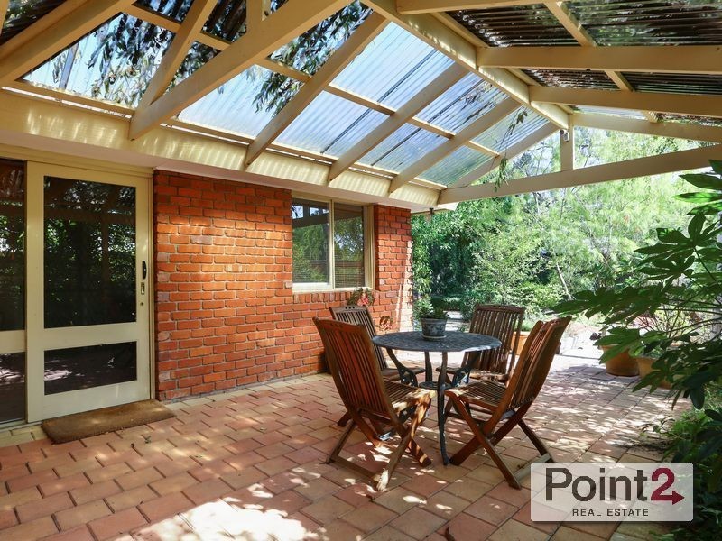 28 Eliza Drive, Mount Eliza VIC 3930