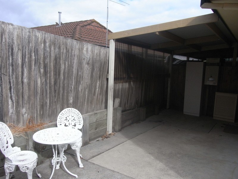 8/4 Foot Street, Frankston VIC 3199