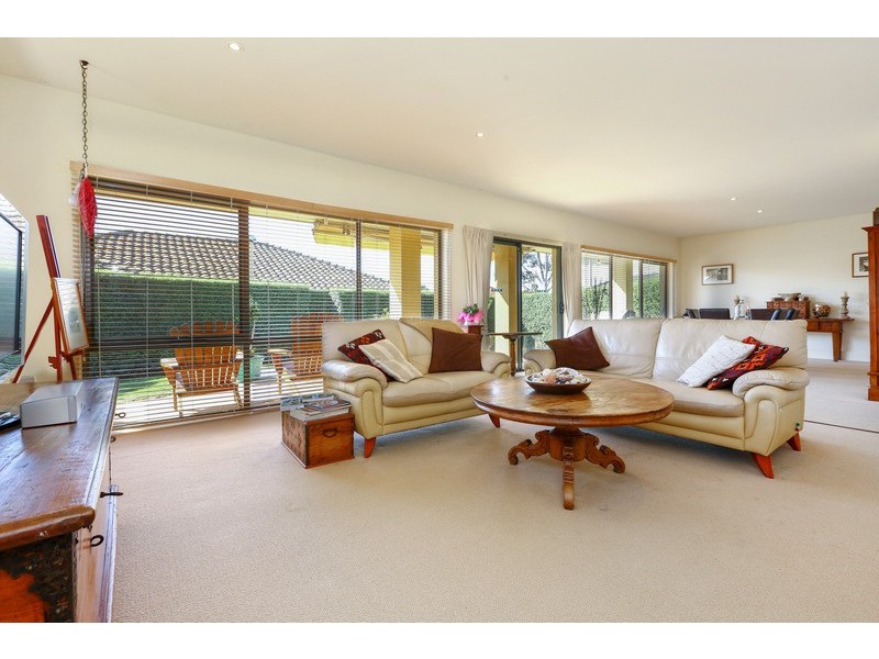 6 Stevenson Court, Mount Eliza VIC 3930