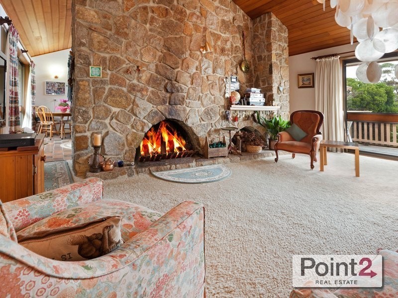 9 Woodland Avenue, Mount Eliza VIC 3930