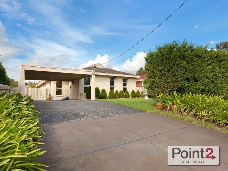 10 Dueran Street, Mount Eliza VIC 3930