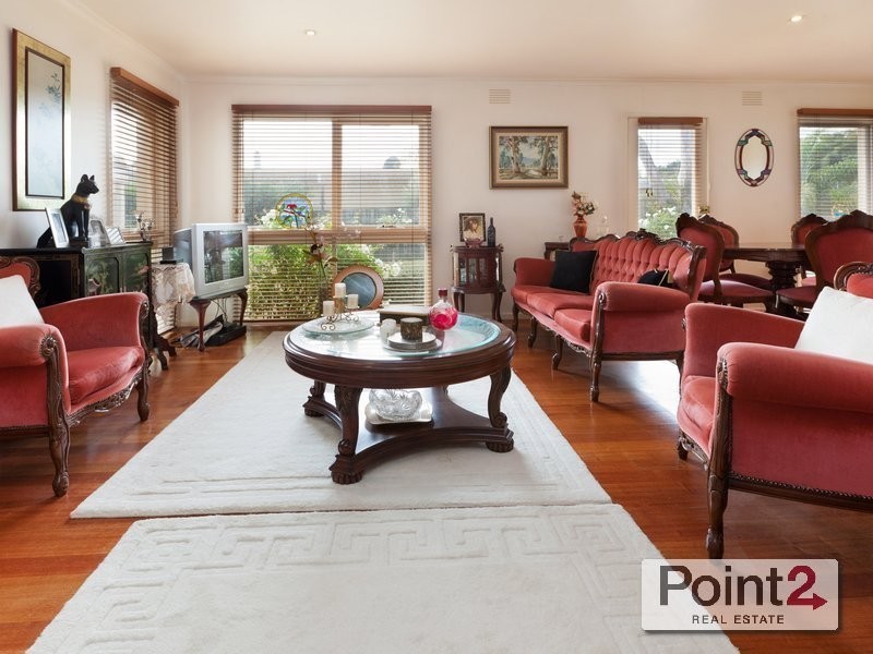 10 Dueran Street, Mount Eliza VIC 3930