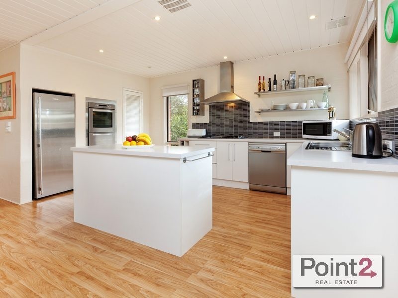 87 Koornalla Crescent, Mount Eliza VIC 3930