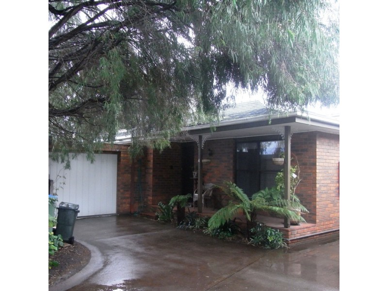 4/16 Barkly Street, Mornington VIC 3931