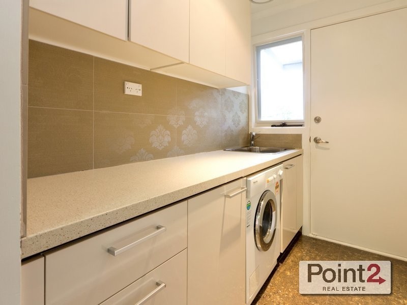 1/60 Wimborne Avenue, Mount Eliza VIC 3930