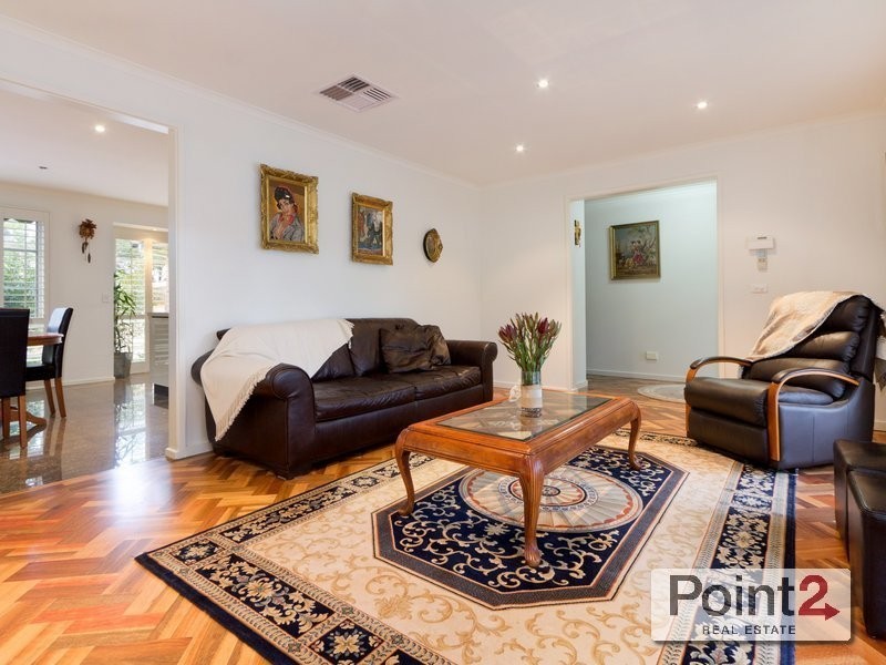 1/60 Wimborne Avenue, Mount Eliza VIC 3930