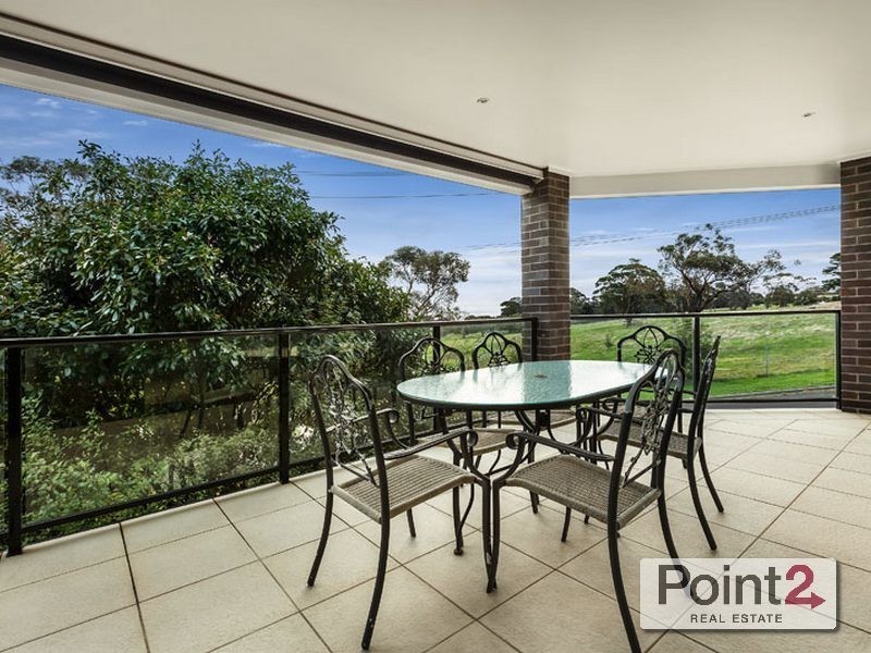 18 Albatross Avenue, Mount Eliza VIC 3930