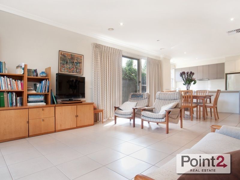 6 Leicester Avenue, Mount Eliza VIC 3930