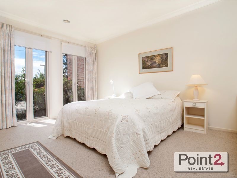 6 Leicester Avenue, Mount Eliza VIC 3930