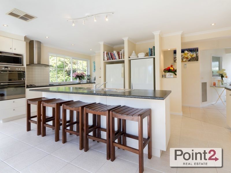 88 Koornalla Crescent, Mount Eliza VIC 3930