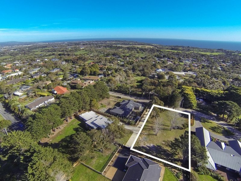 6  Clendon Close, Mount Eliza VIC 3930