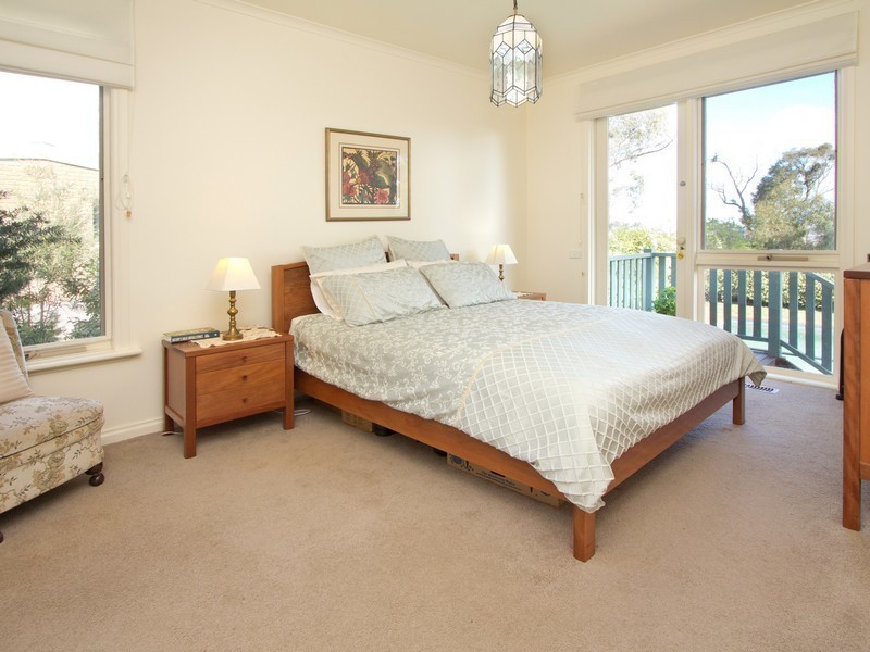 96 Banool Crescent, Mount Eliza VIC 3930