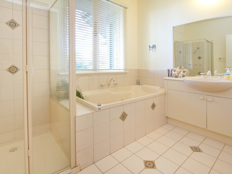 96 Banool Crescent, Mount Eliza VIC 3930