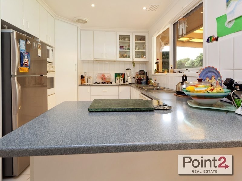 10  Dueran Street, Mount Eliza VIC 3930