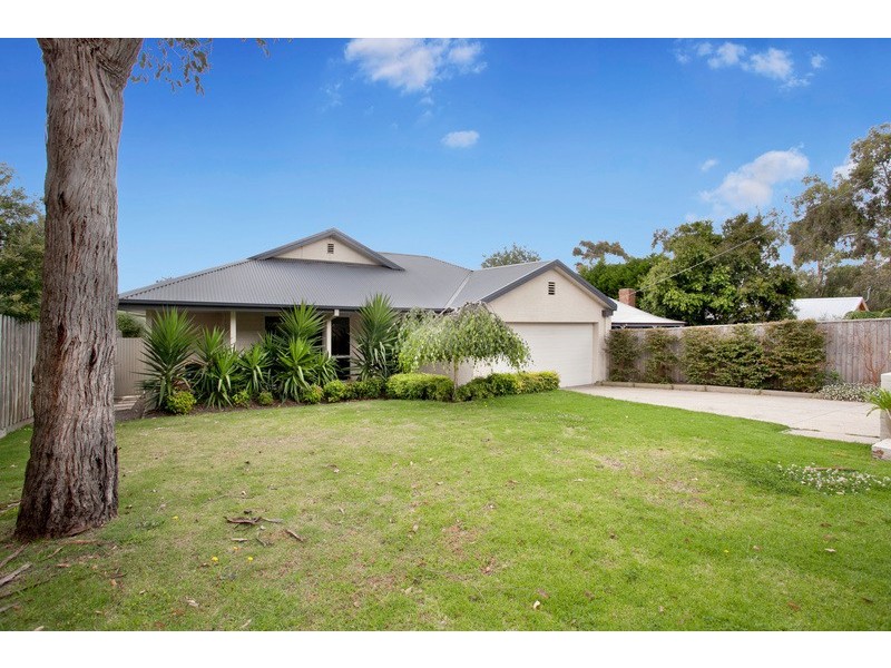 26 Autumn Crescent, Mount Eliza VIC 3930