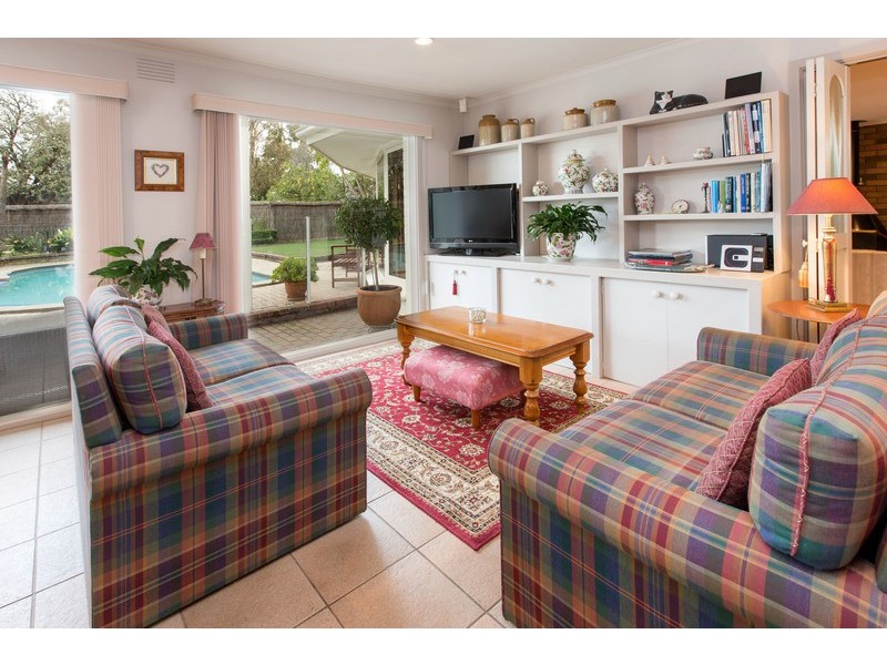 51  Wimbledon Avenue, Mount Eliza VIC 3930