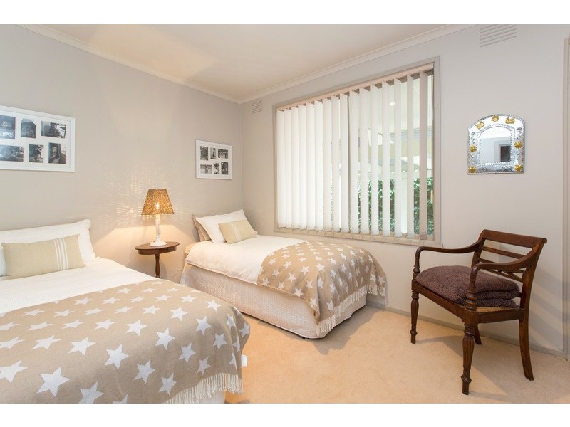 51  Wimbledon Avenue, Mount Eliza VIC 3930