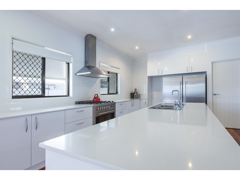 7 North Point Crescent, Pelican Waters QLD 4551