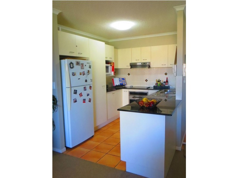 4/6 Mari Street, Alexandra Headland QLD 4572