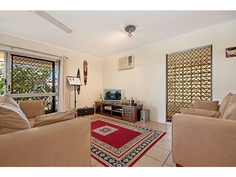 4 Torrance Avenue, Edge Hill QLD 4870