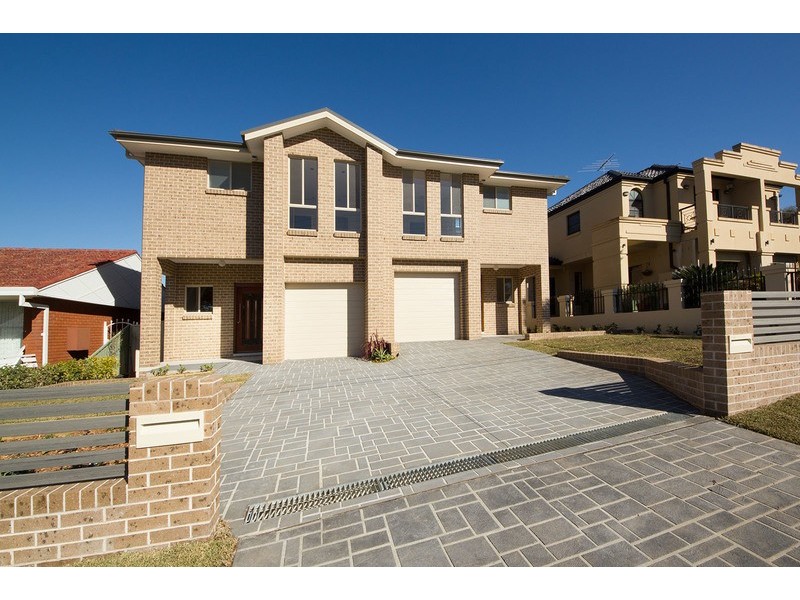 1 & 2//112 Garnet Road, Gymea NSW 2227