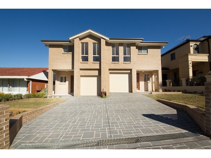 1 & 2//112 Garnet Road, Gymea NSW 2227