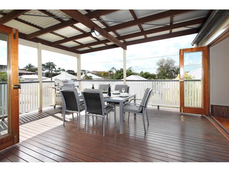 36 Annie Street, Windsor QLD 4030