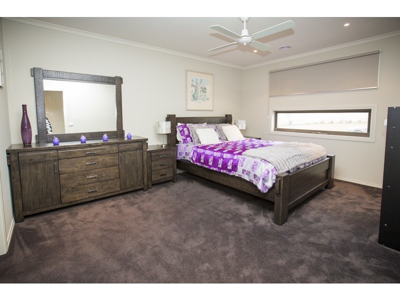 75 Wingara Drive, Rosebud West VIC 3940