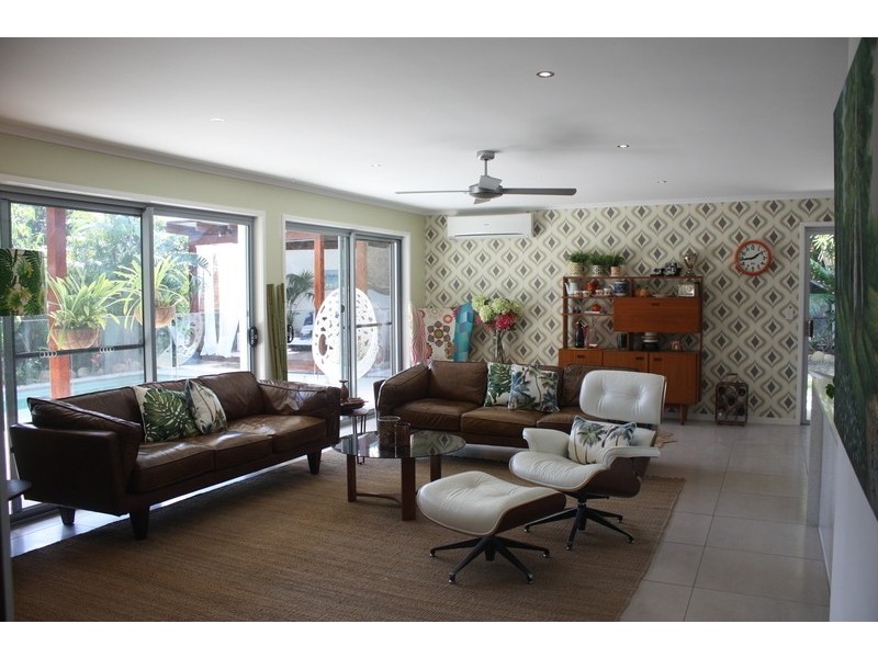 47 Burleigh Street, Burleigh Heads QLD 4220