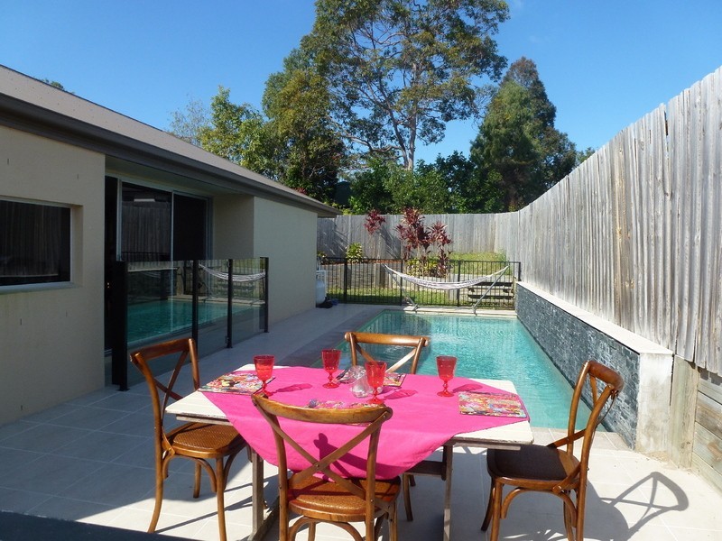 18 Stoneybrook Place, Peregian Springs QLD 4573