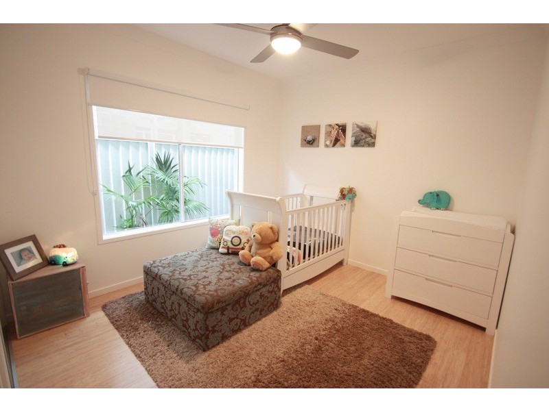 70 Albion Avenue, Miami QLD 4220