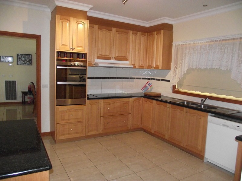 18 Dora Court, Bannockburn VIC 3331