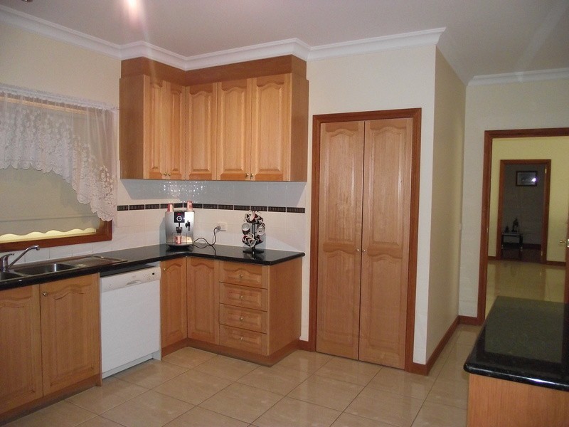 18 Dora Court, Bannockburn VIC 3331