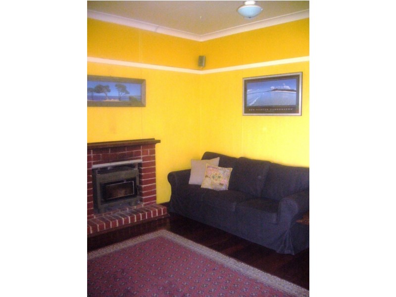 53 Crowther Street, Beachlands WA 6530