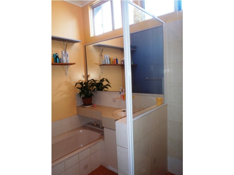 53 Crowther Street, Beachlands WA 6530