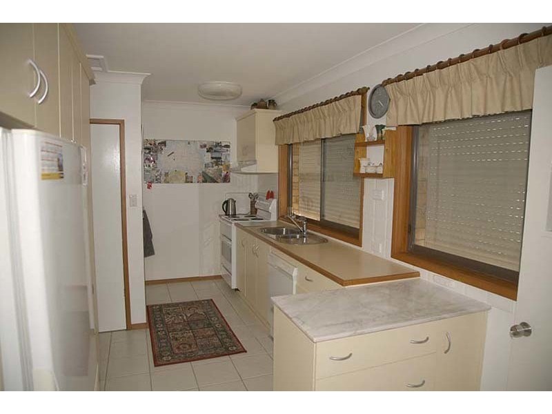 34 River Road, Sussex Inlet NSW 2540