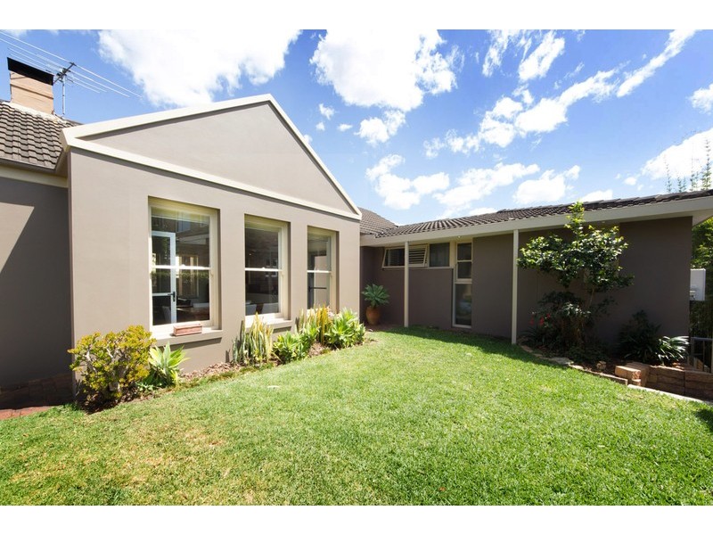 26 Headland Road, Castle Cove NSW 2069