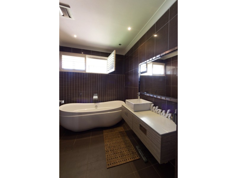 26 Headland Road, Castle Cove NSW 2069