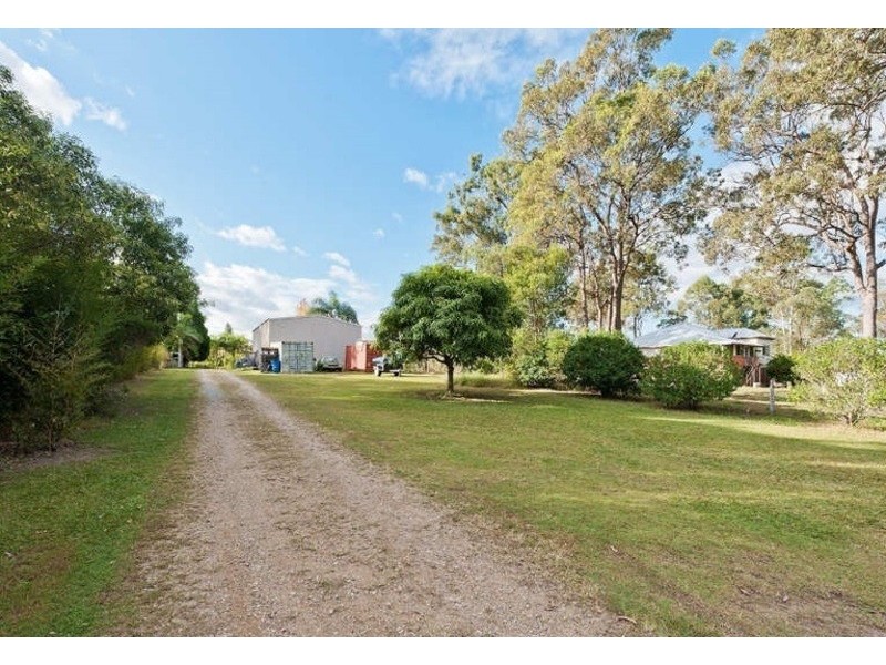 215 Andrew Road, Greenbank QLD 4124